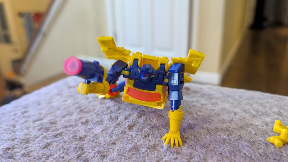 New age scorch looking to see where he's shooting while getting up off the ground. 
