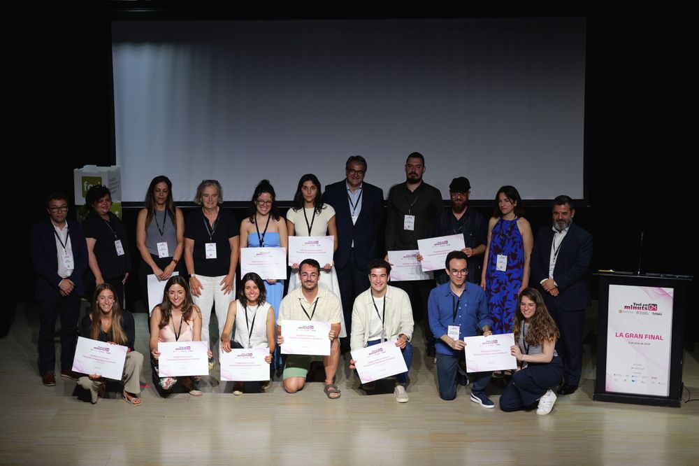 Enhorabona als 12 participants, representants de les universitats catalanes. Foto: Nela Megía-FCRI