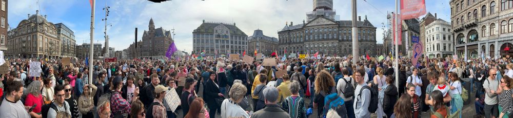 Many, many thousands march against genocide in Gaza today again. This is Dam square, Amsterdam