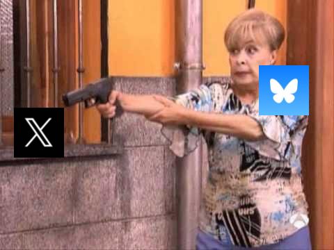 Vicenta (Aquí no hay quien viva) con un arma. Ella es Bluesky, y está apuntando a X (Twitter).
