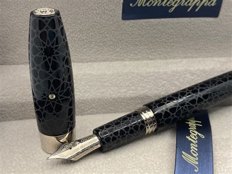 Montegrappa fountain pen from the credo series