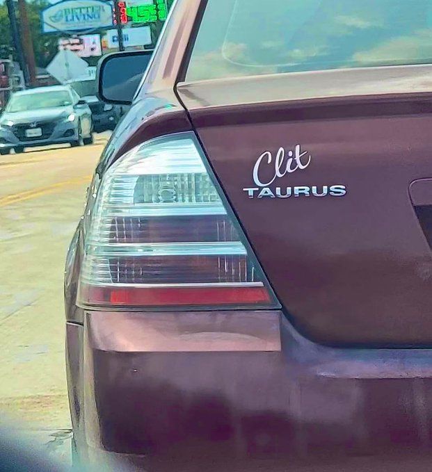 Clit Taurus