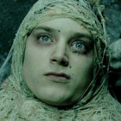 Poisoned frodo in a state between life and death 