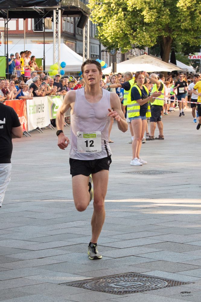 Ole Hennseler finishing the race in first place overall! 