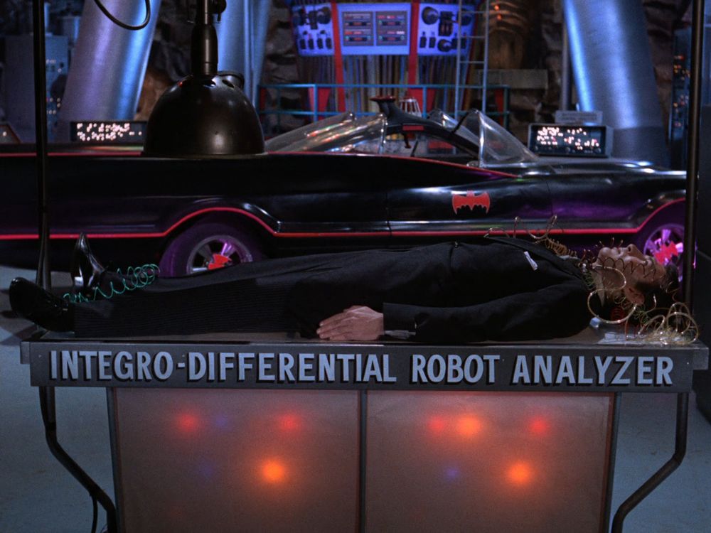Integro-differential robot analyzer from the Batman episode "The Joker's Epitaph."