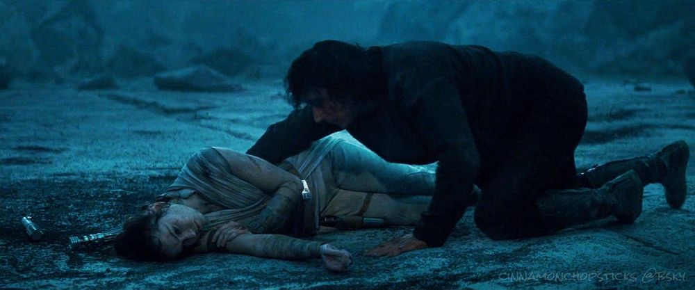 Ben crawls to Rey's body in The Rise of Skywalker.