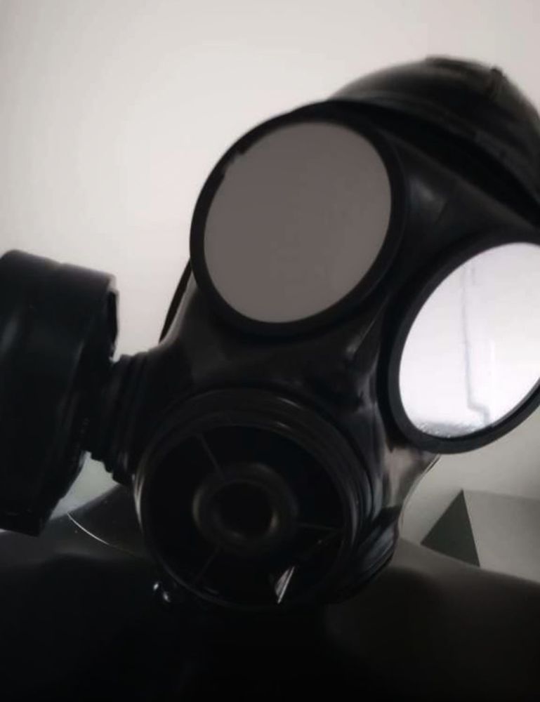 Me wearing an S10 and looking at you
