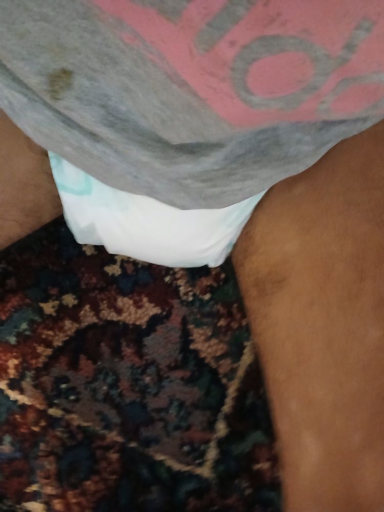 Me showing off my fresh diaper :3