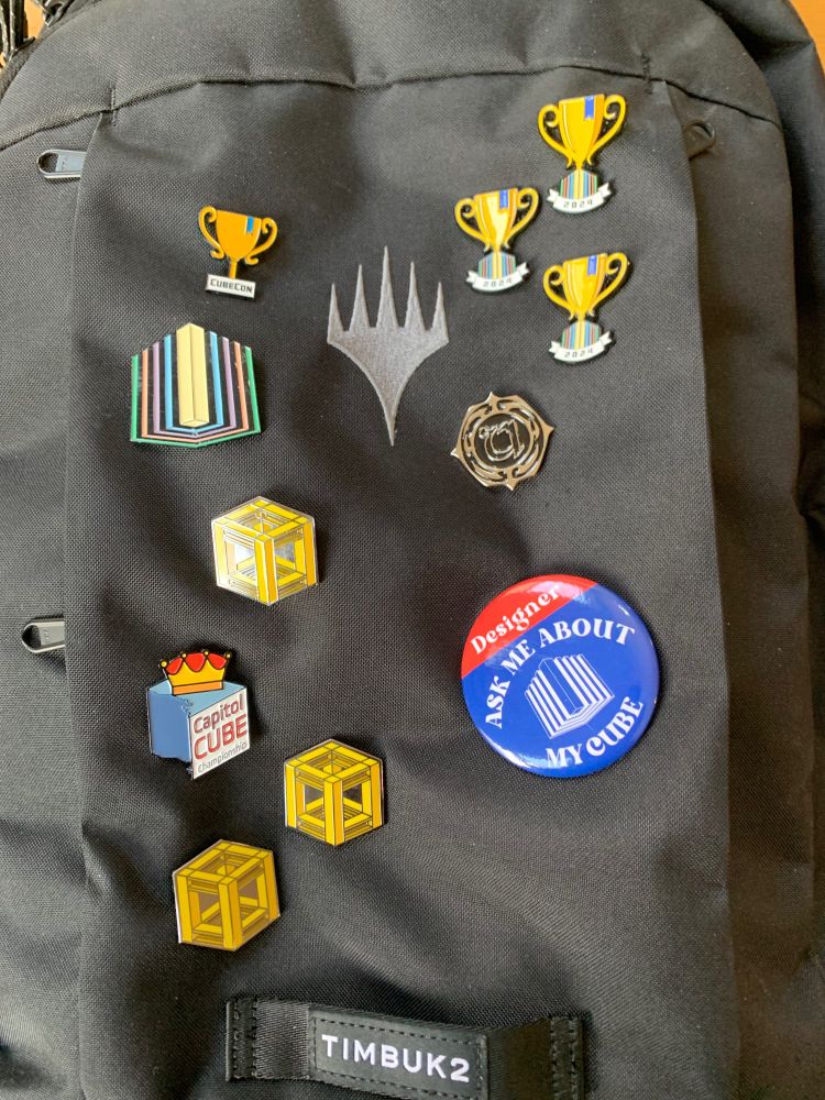 Cube trophy pins