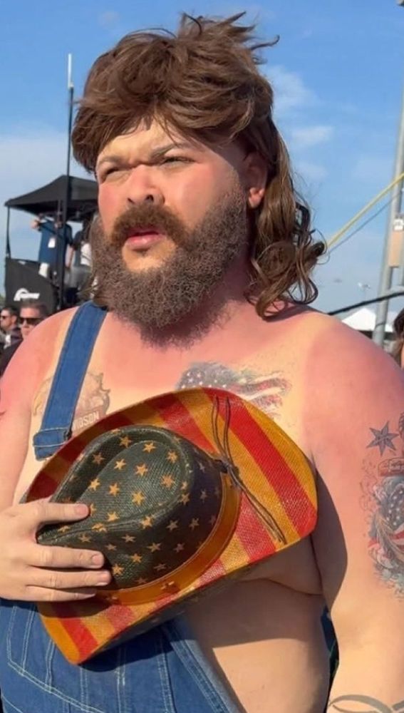 Murikkka. Fuck yeah! 