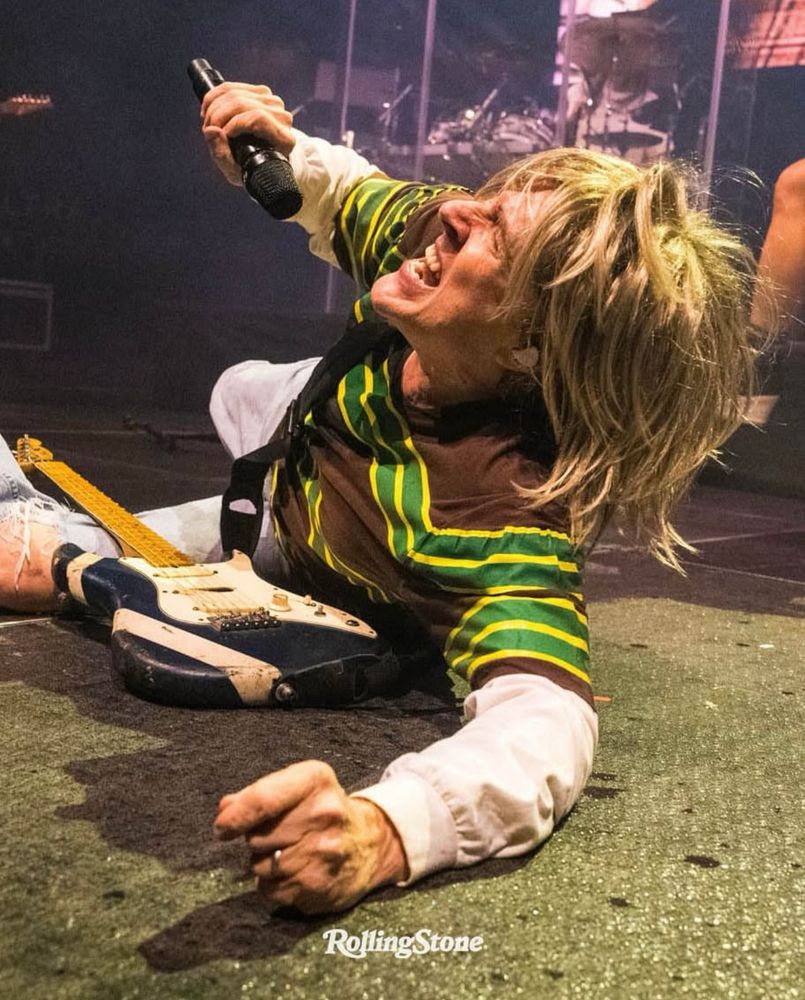 Al performs “Smells Like Nirvana”