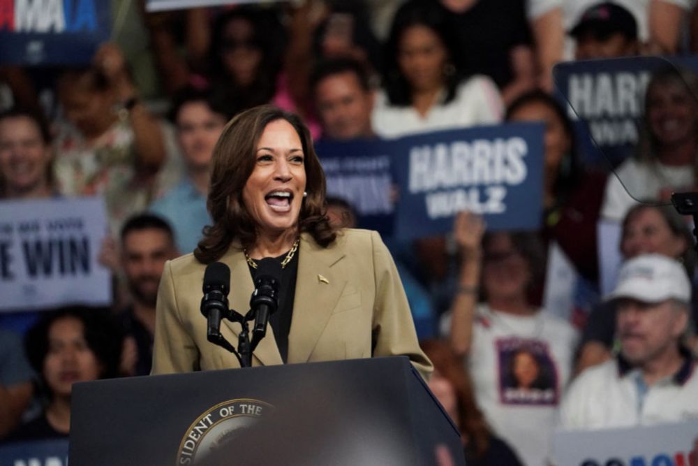 WATCH LIVE: Harris and Walz speak at campaign event in Las Vegas, Nevada