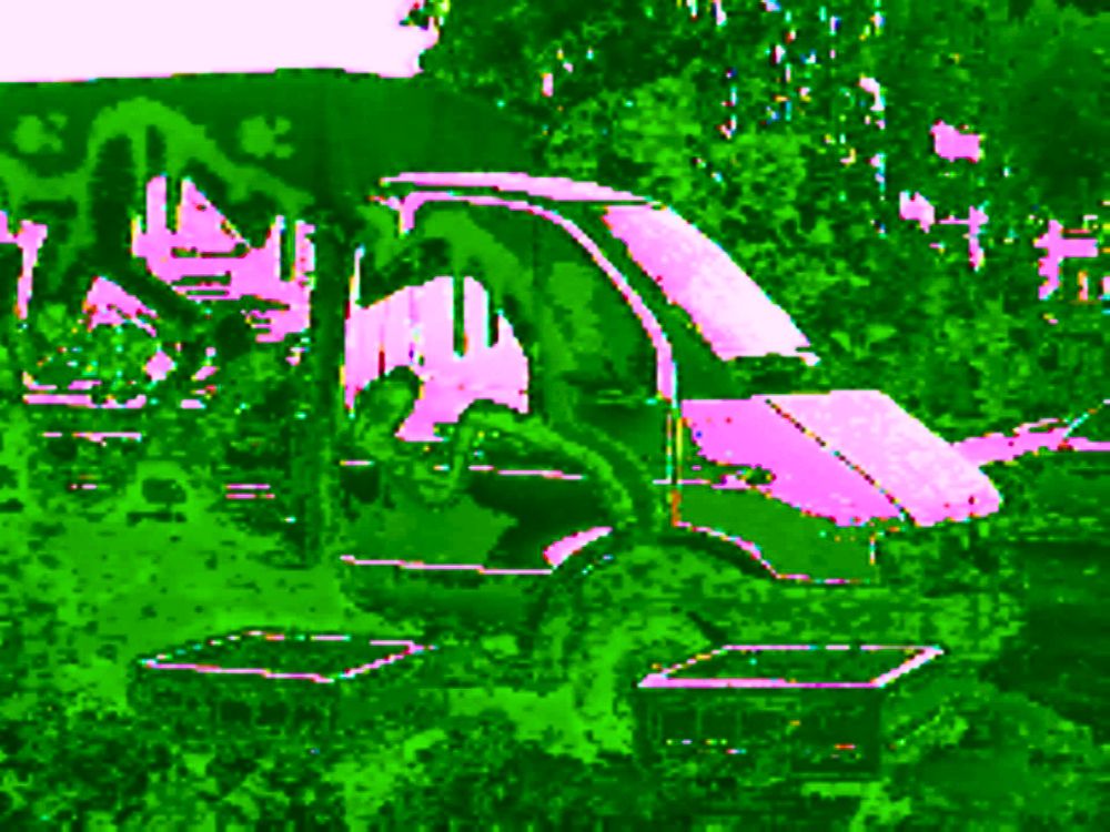 #glitchart #glitch #art #glitchcore #digitalart

scenery photo made on circuit-bent camera