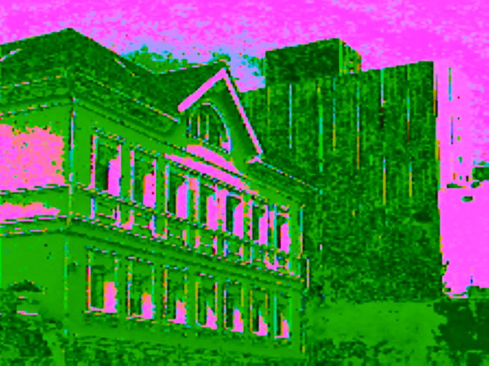 #glitchart #glitch #art #glitchcore #digitalart

scenery photo made on circuit-bent camera