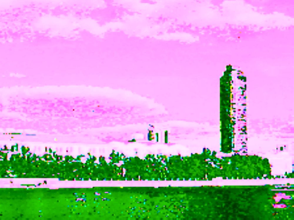 #glitchart #glitch #art #glitchcore #digitalart

scenery photo made on circuit-bent camera