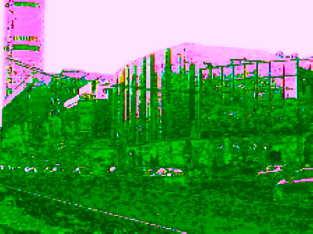 #glitchart #glitch #art #glitchcore #digitalart

scenery photo made on circuit-bent camera