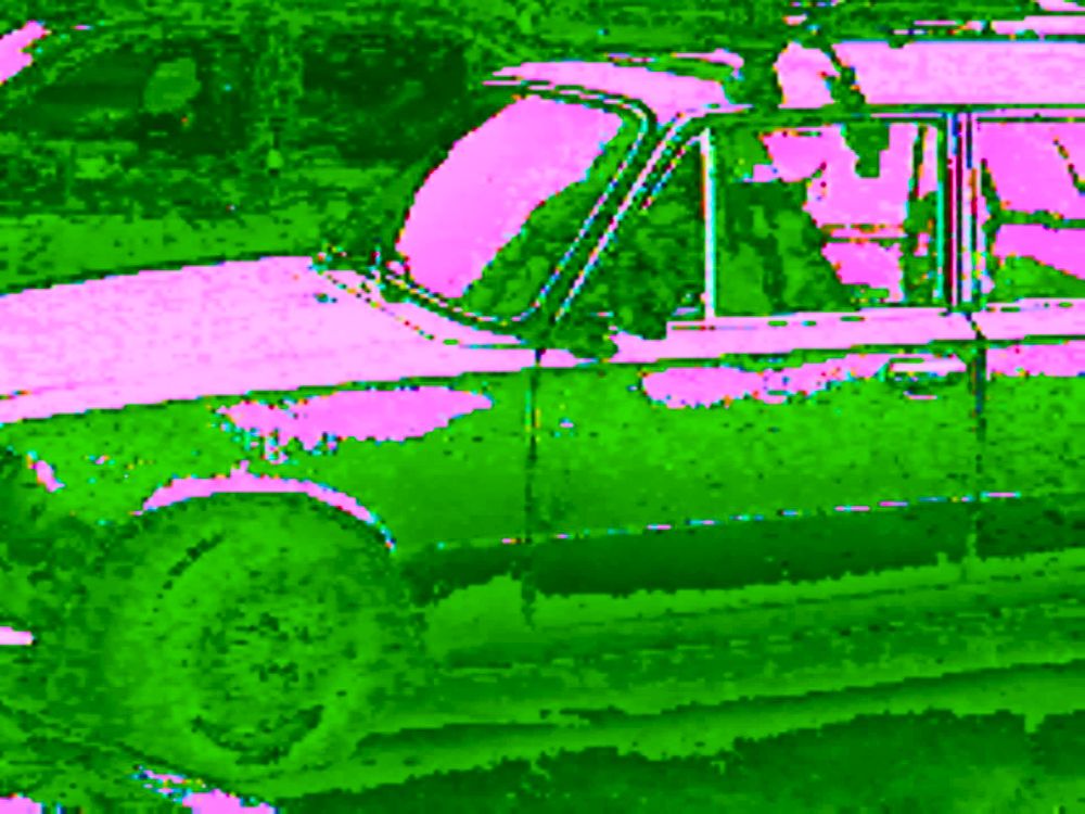 #glitchart #glitch #art #glitchcore #digitalart

scenery photo made on circuit-bent camera