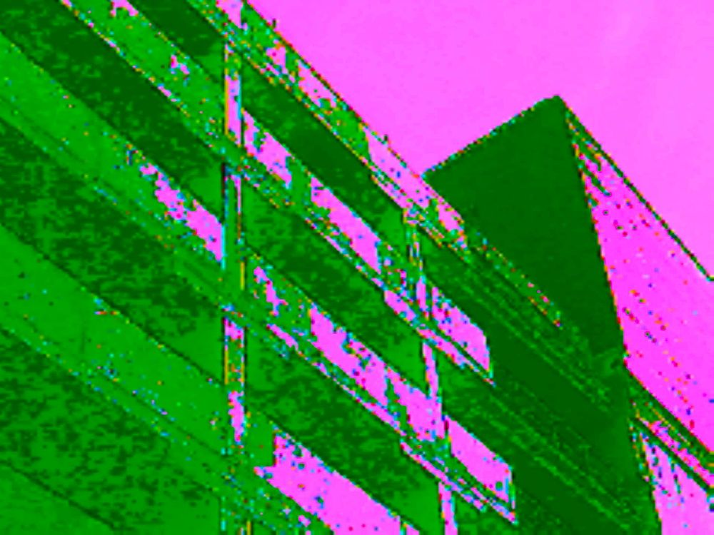 #glitchart #glitch #art #glitchcore #digitalart

scenery photo made on circuit-bent camera