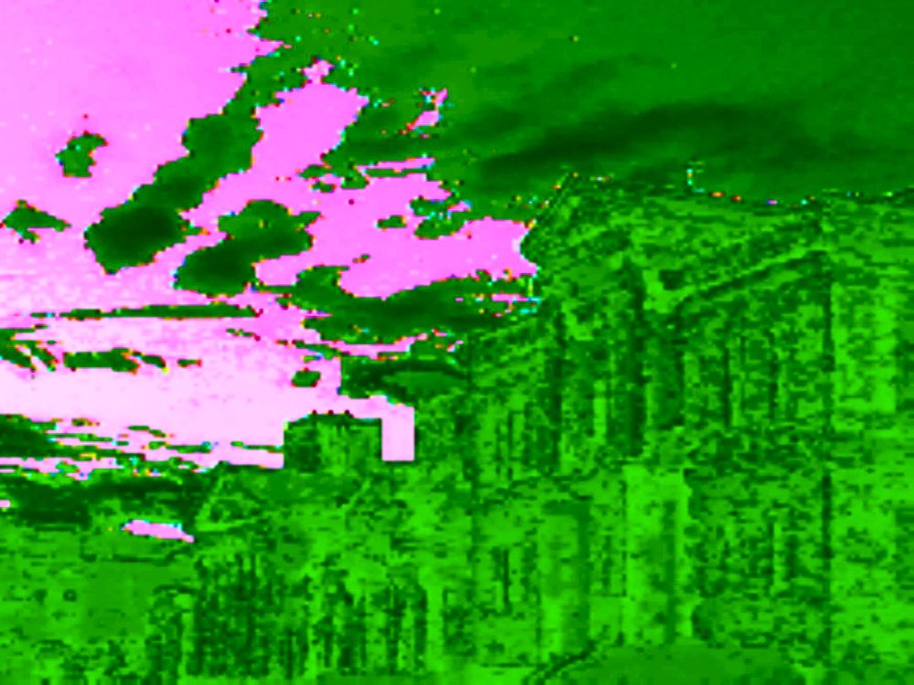 #glitchart #glitch #art #glitchcore #digitalart

scenery photo made on circuit-bent camera
