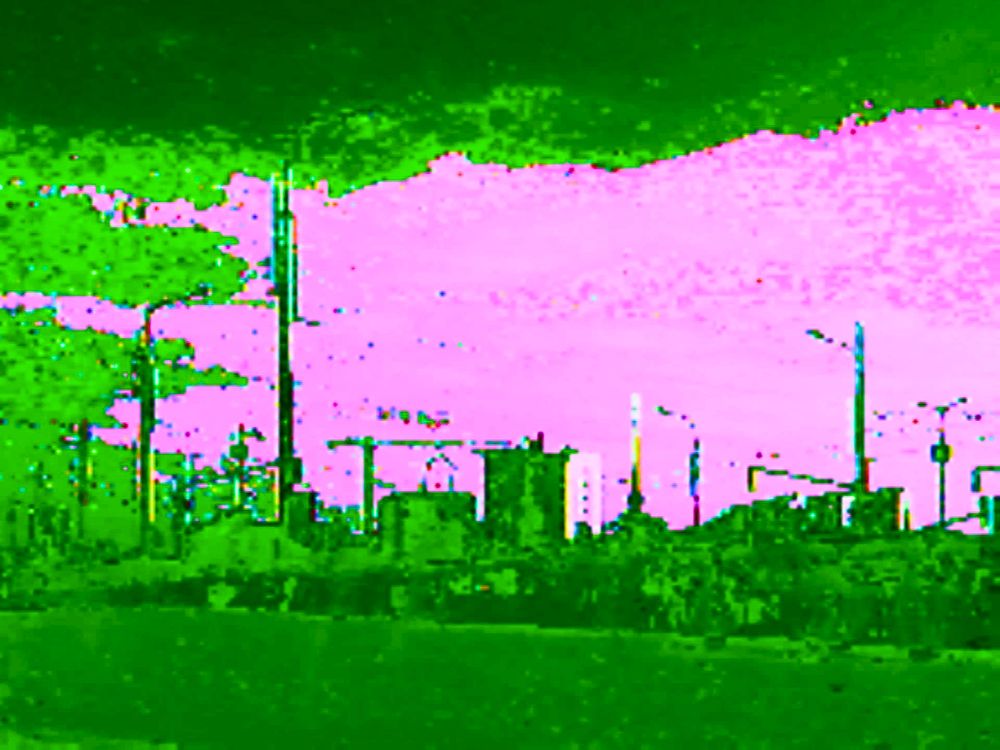 #glitchart #glitch #art #glitchcore #digitalart

scenery photo made on circuit-bent camera