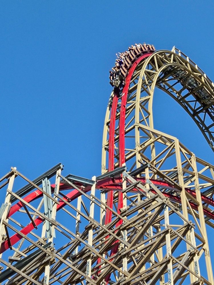 Zadras first drop at energylandia 