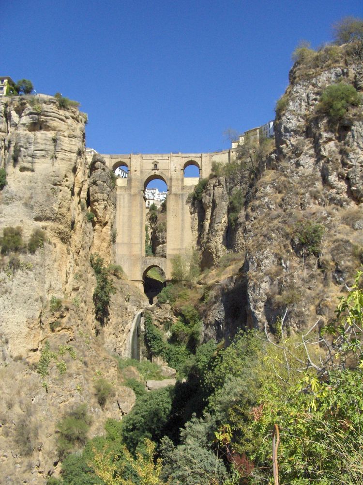 Photo of the Puente Nuevo, in Ronda, Spain, taken by Martious.
