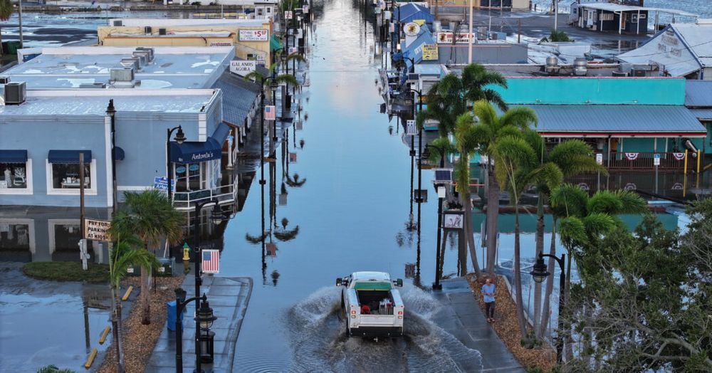 Opinion | I’ve Lived With Hurricanes for Years. The Decisions Keep Getting Harder.