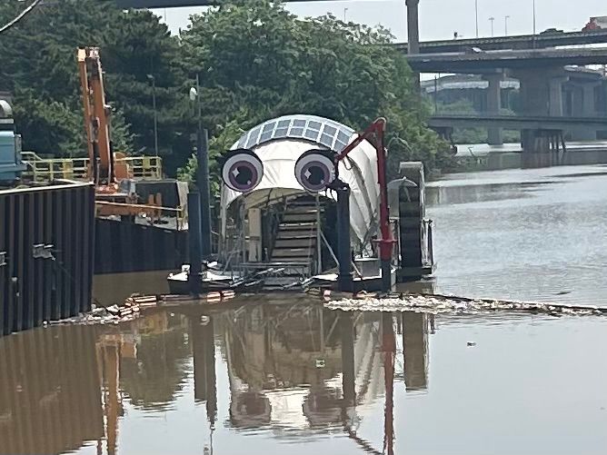 Gwynnda the Good Wheel of the West, a trash collection device in Baltimore 