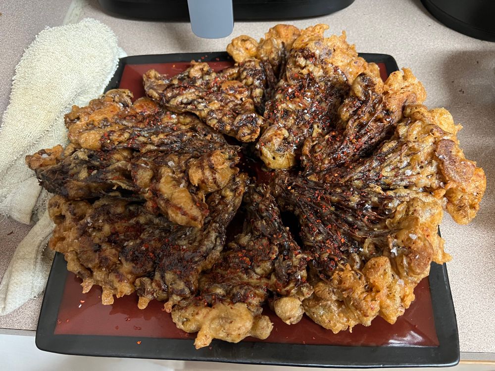 many many fried enoki mushrooms