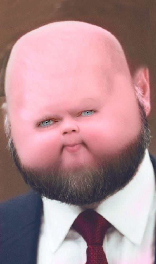 JD "The Divan Diddler" Vance in all his glory. 