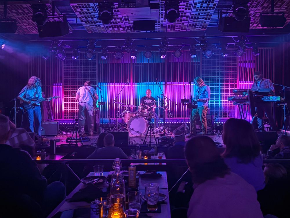 Houseplant performing at Garcia’s, 2025-10-23