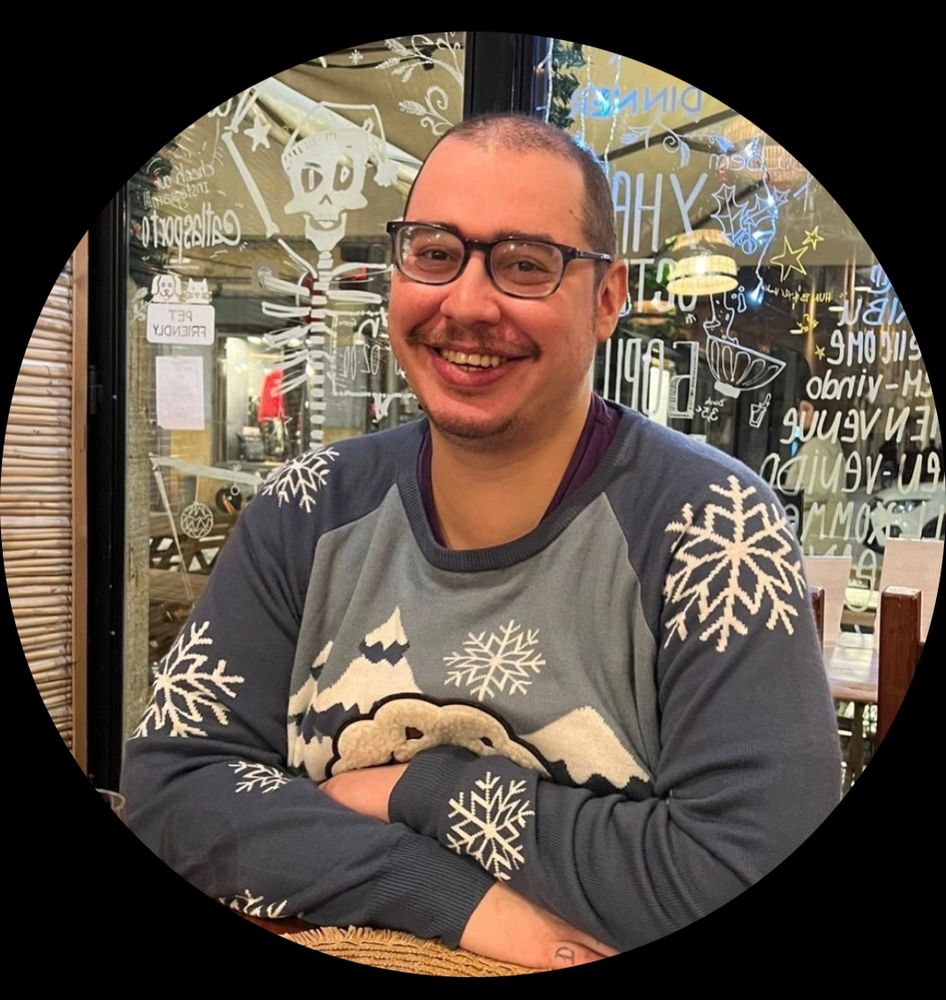 Profile pic of an absolutely unfuckable nerd