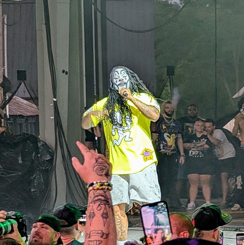 Waka Flocka Flame in Juggalo face paint 