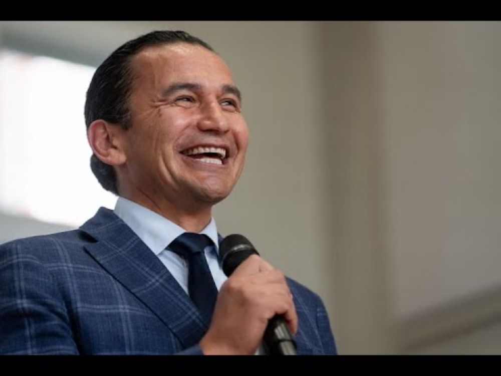 PREMIER WAB KINEW PULLS A TRUMP: He signs an order to take American booze off Manitoba shelves.