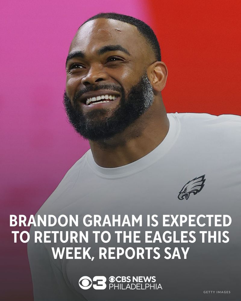 Picture of Brandon Graham that says Brandon Graham is expected to return to the eagles this week, reports say
