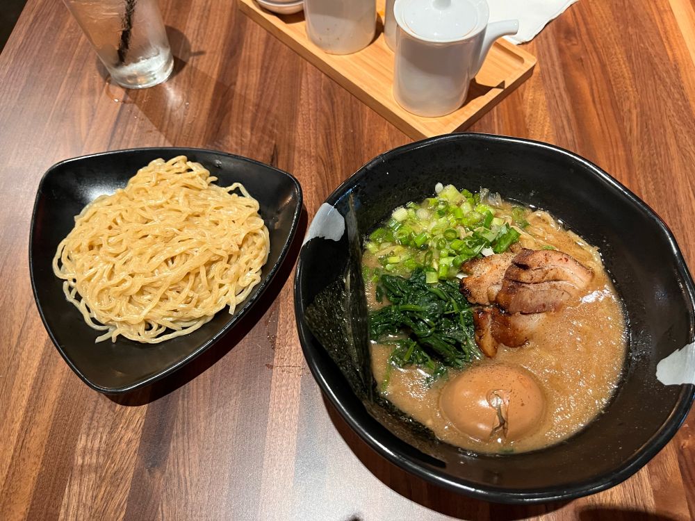 Jinya Original Tonkotsu Ramen