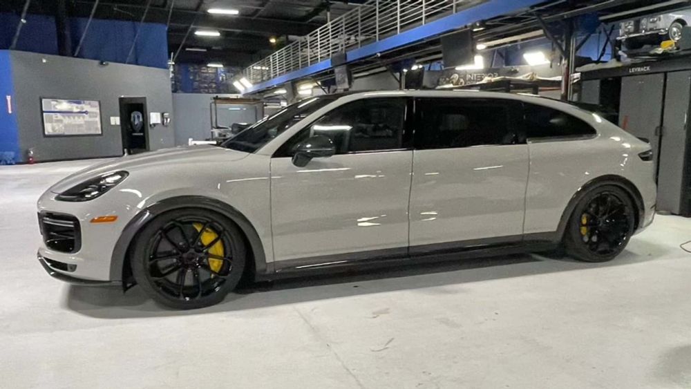 Mark Zuckerberg faz Porsche Cayenne minivan para esposa, veja detalhes