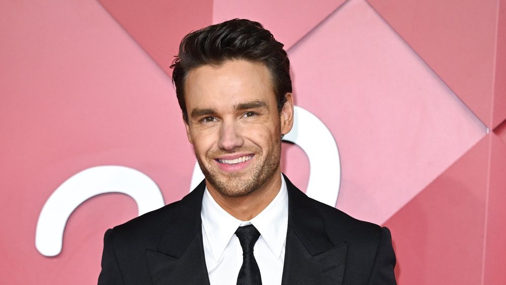 An popamhránaí mór le rá Liam Payne tar éis bháis