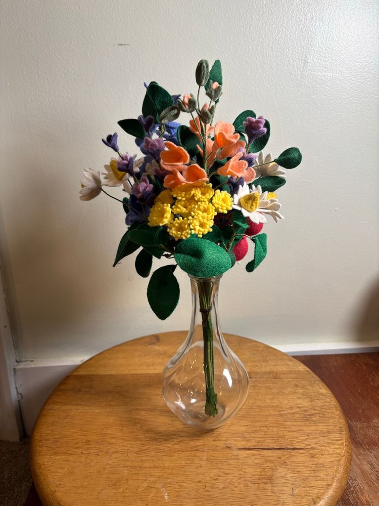 Bouquet of felt flowers