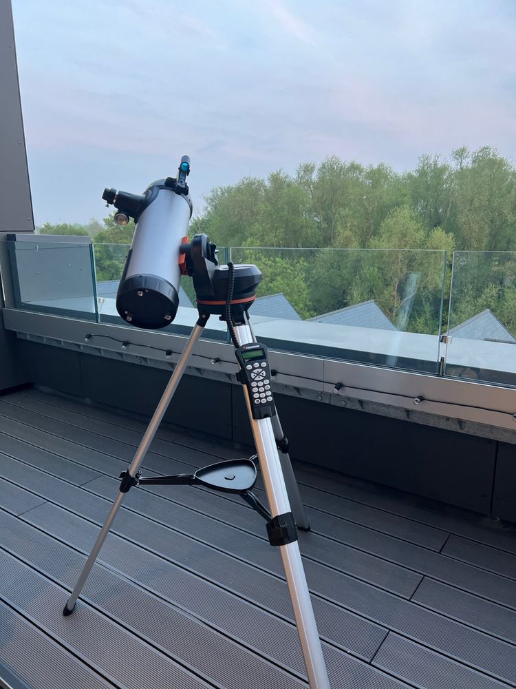 Telescope facing to sky