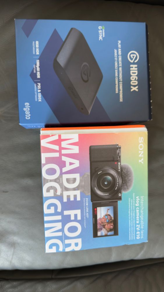 Photo of Sony ZV-EV10 camera box and elgato HD60x