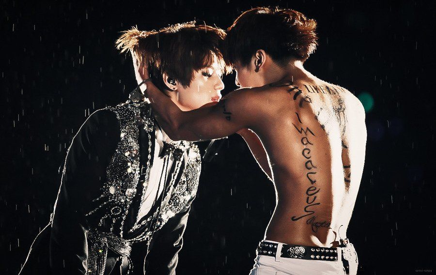 jongtae internet war hairpulling scene 