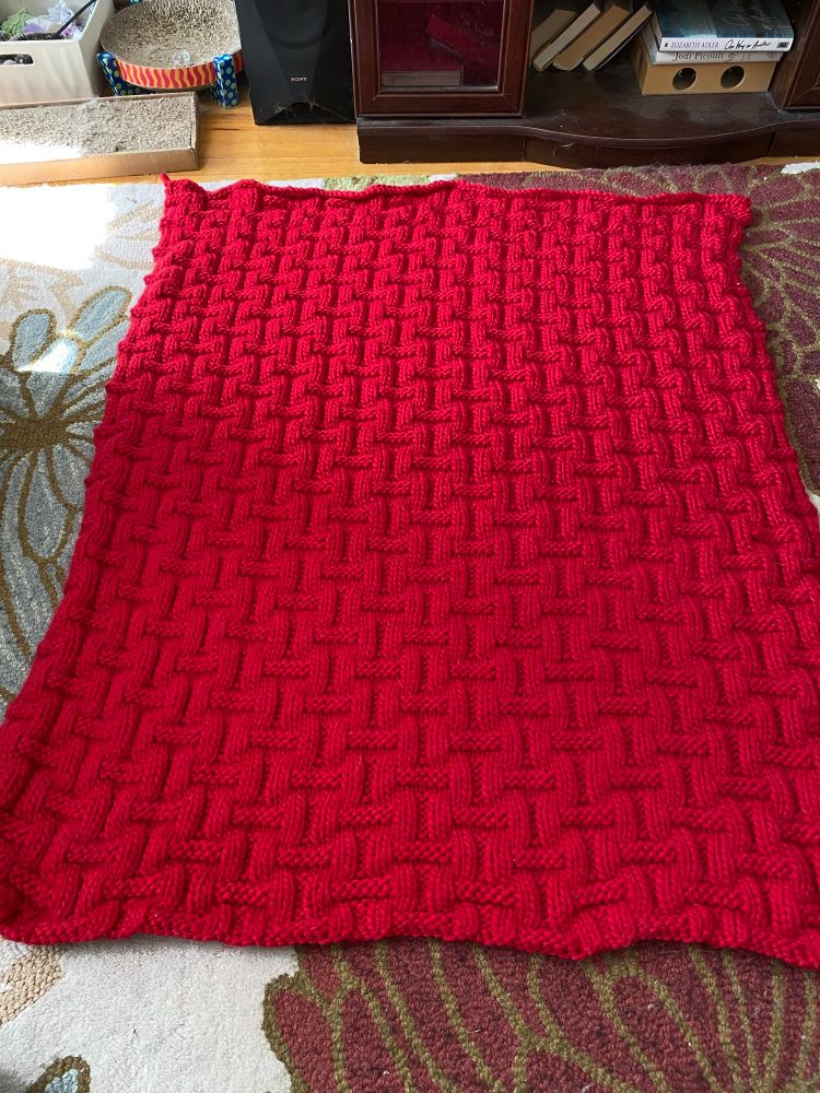  Super chunky knit red throw blanket