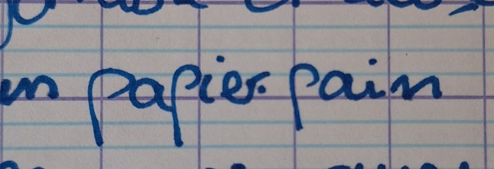 Extrait de copie d'élève : "un papier pain"