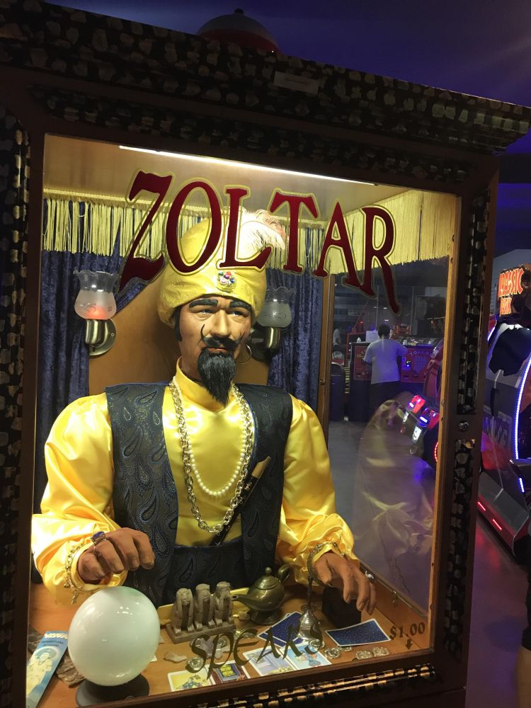 Zoltar fortune teller machine