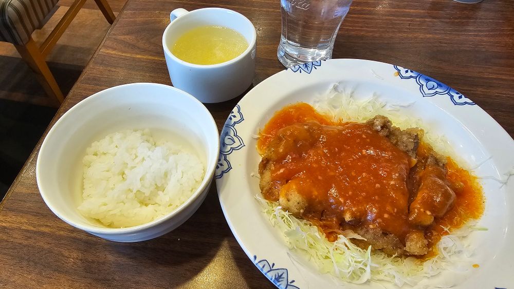 バーミヤンの日替わりランチのチキンのチリソース