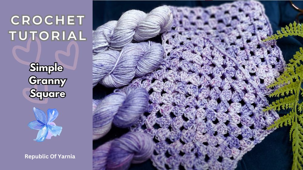 Crochet tutorial: Simple Granny Square (on the left). On the right are 2 crochet granny squares