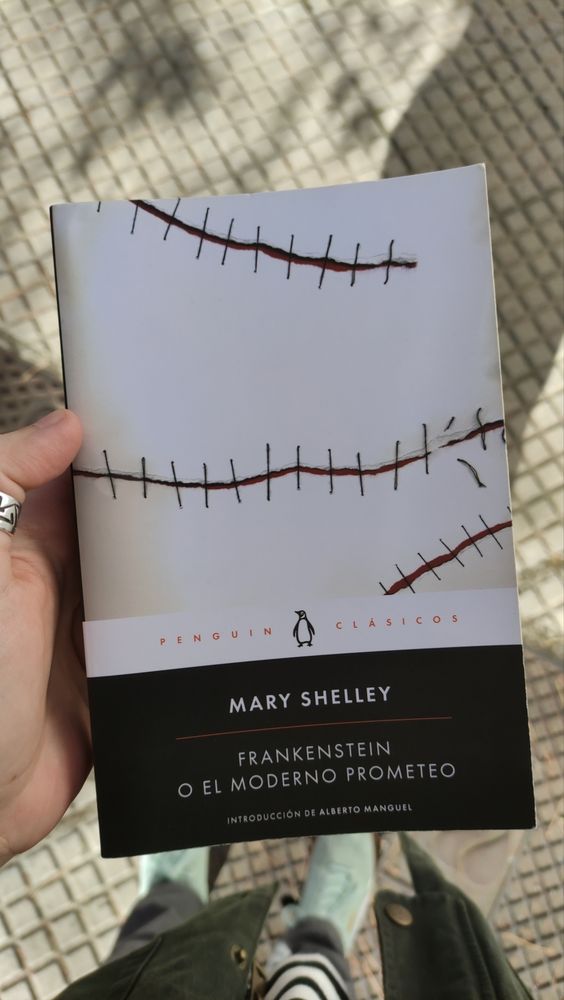 Portada de la novela Frankenstein edición Penguin Clásicos