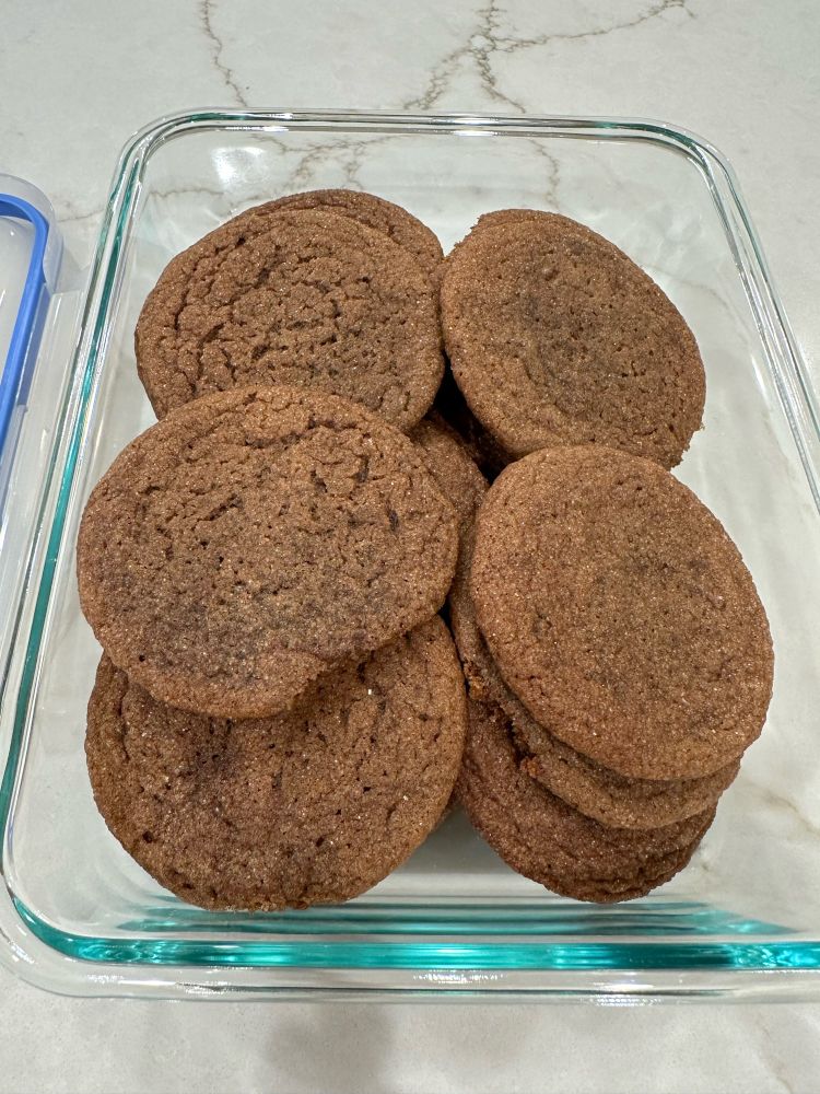 A photo of some fresh-baked molasses cookies 😋
