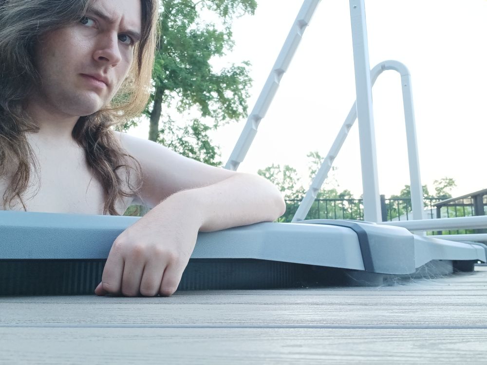 Me in da pool